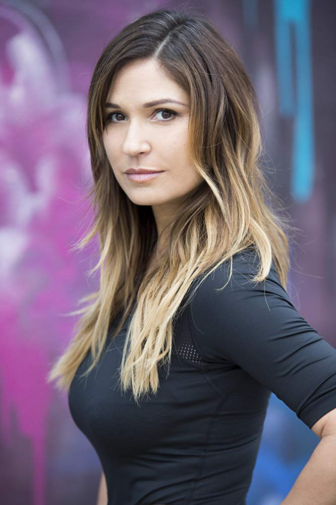 Charissa Saverio backdrop