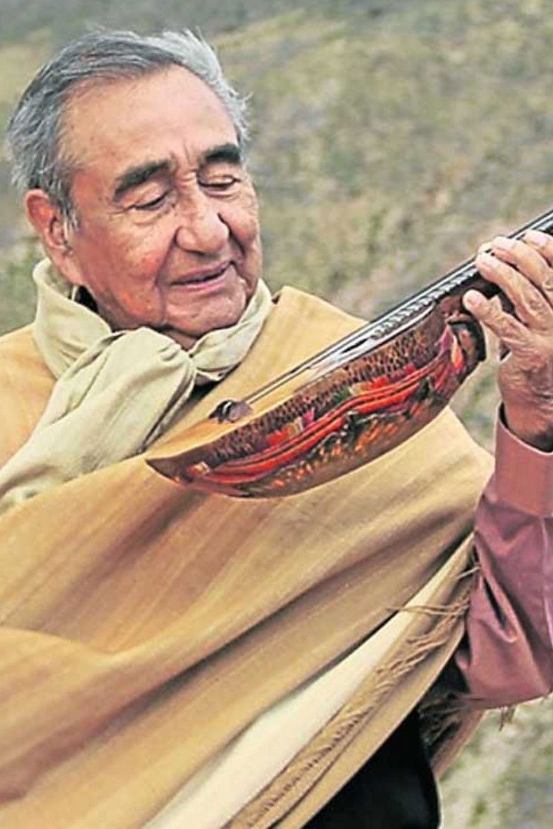 Jaime Torres backdrop