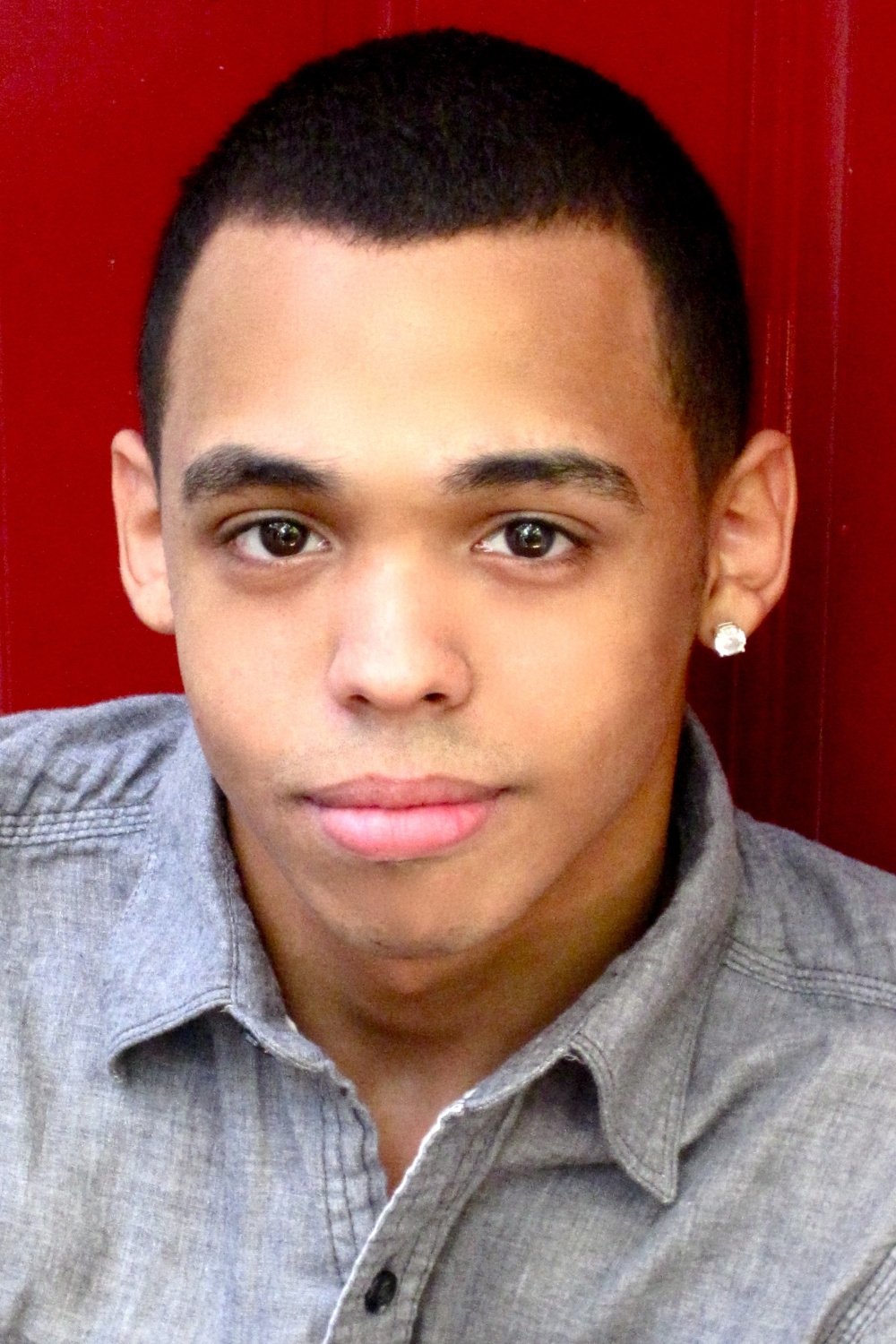 Kevin Hendricks backdrop