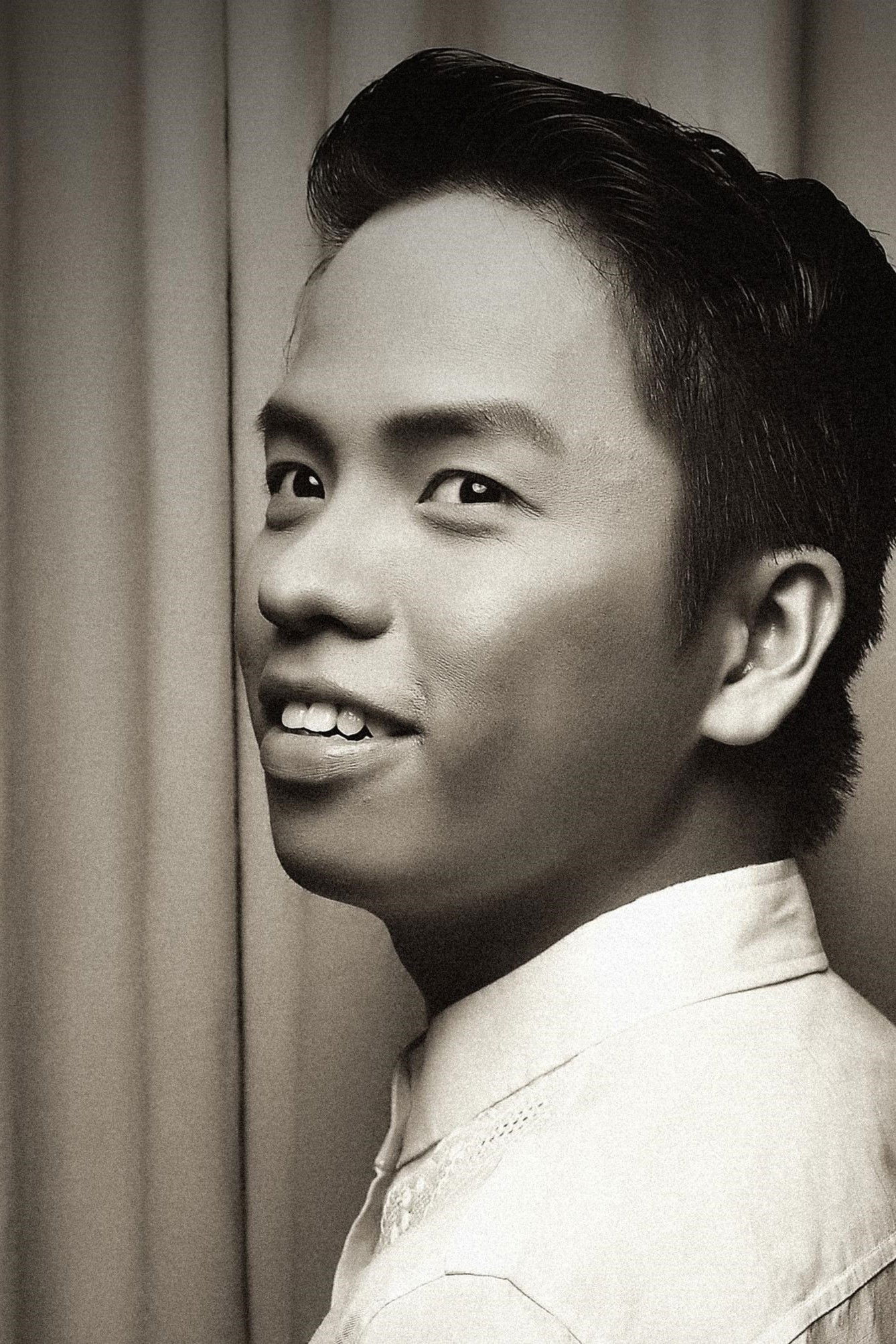 Aaron Ching backdrop