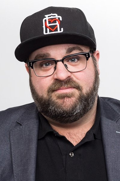 Majk MakMilën backdrop