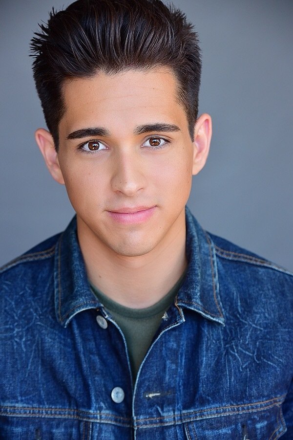 Kyle Kittredge backdrop