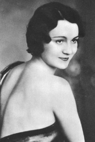 Božena Kraljeva backdrop