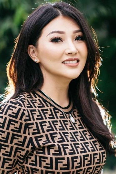 Sarwendah Tan backdrop