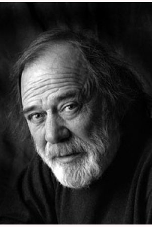 Dossio Dossev backdrop