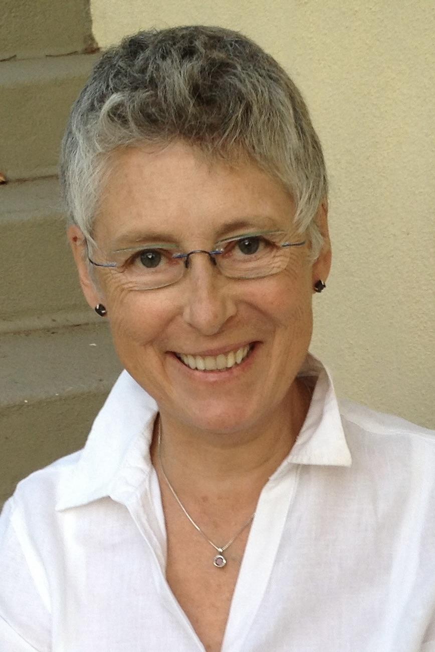 Sarah Pia Anderson backdrop