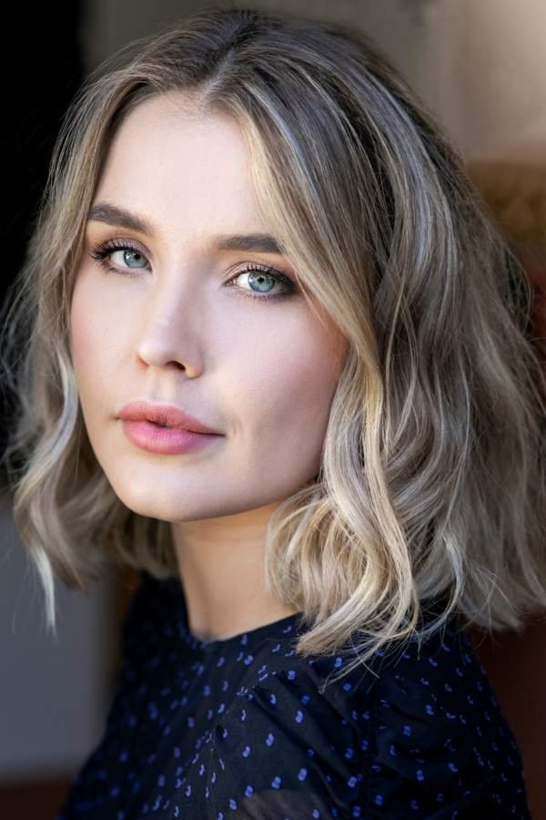 Jazmyne Van Gosliga backdrop