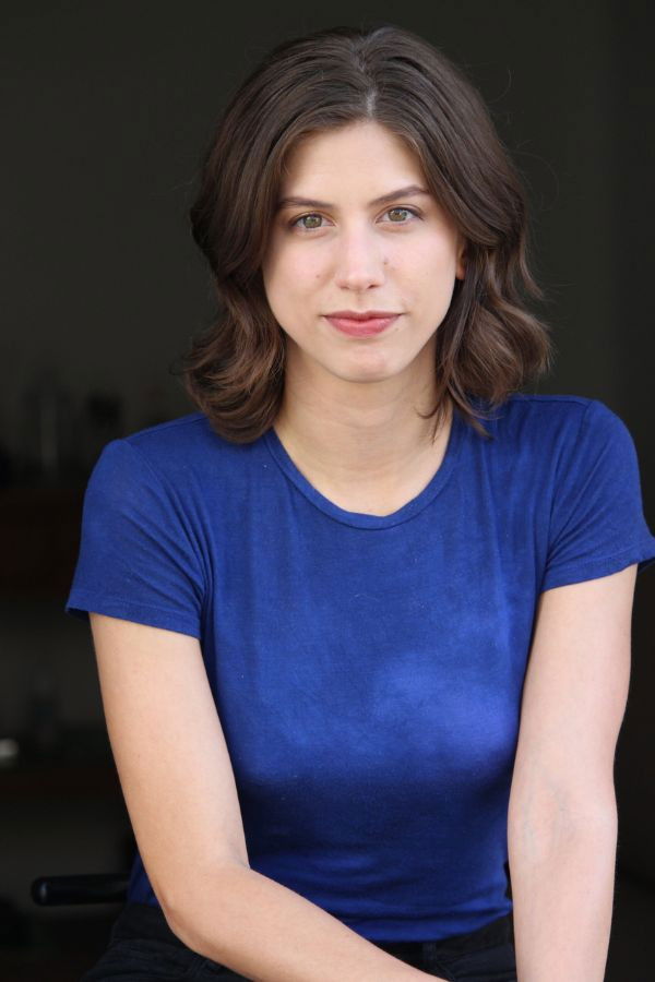 Letícia Fagnani backdrop