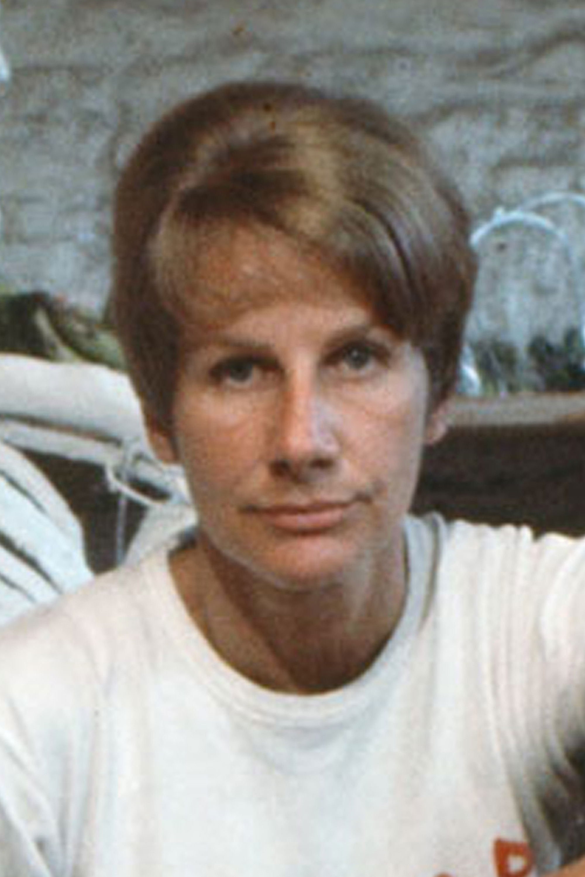 Narcisa Hirsch backdrop