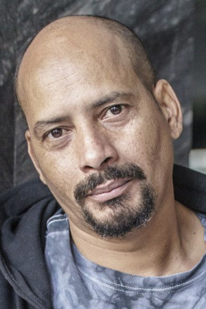 Artúr Kálid backdrop