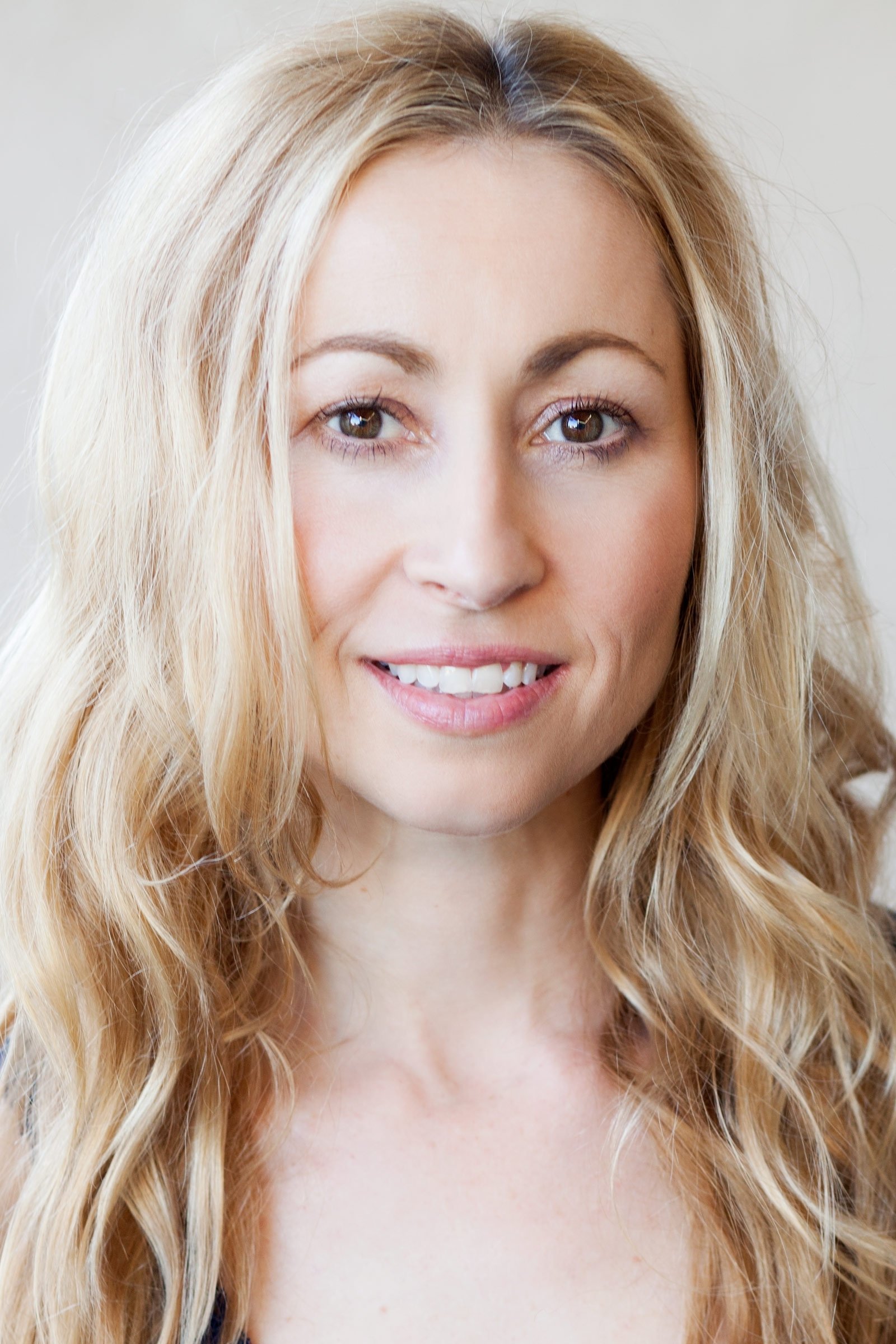 Felicity Price backdrop