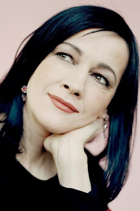 Almut Zilcher backdrop