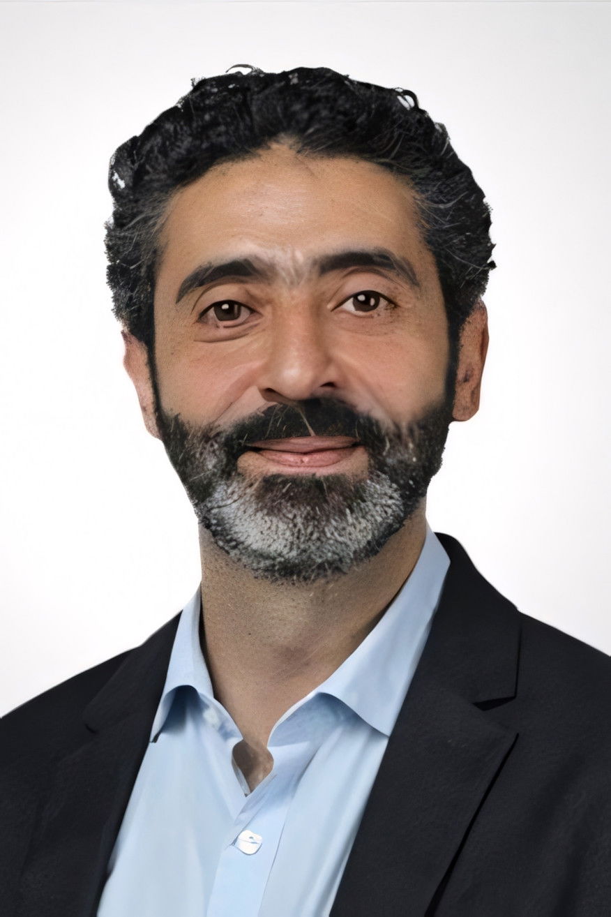 Montaser Marai backdrop