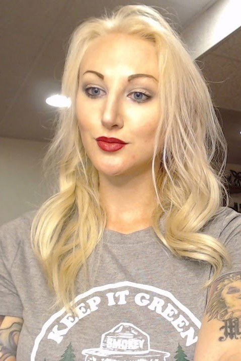 Lucretia Lynn backdrop