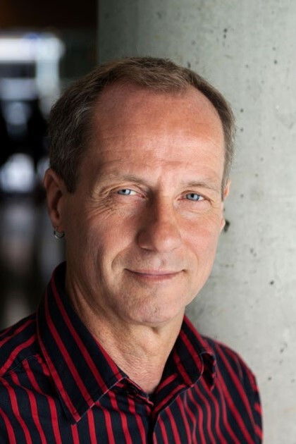 Bart Römer backdrop