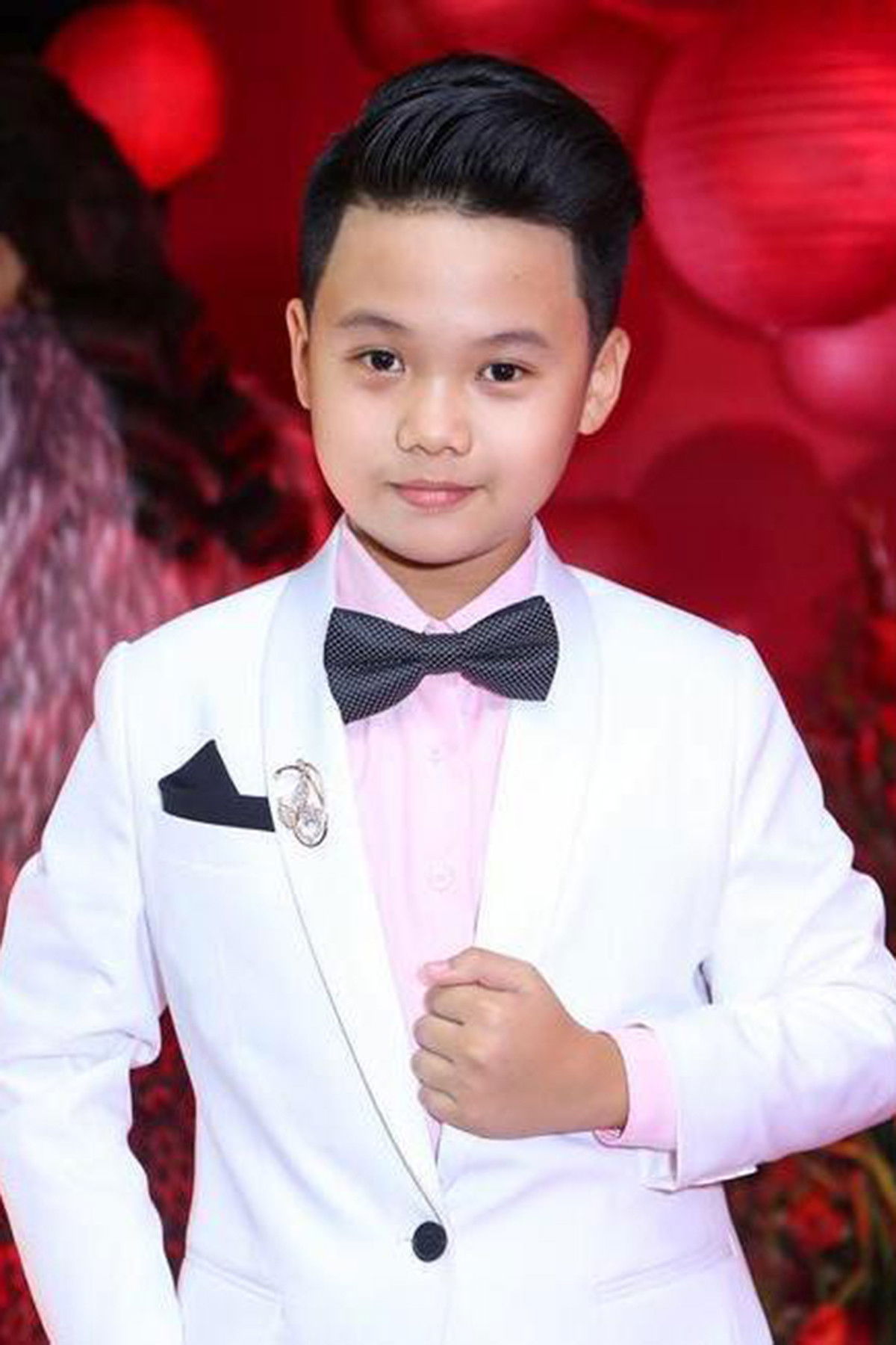 Trọng Khang backdrop