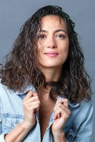 Mayra Hermosillo backdrop