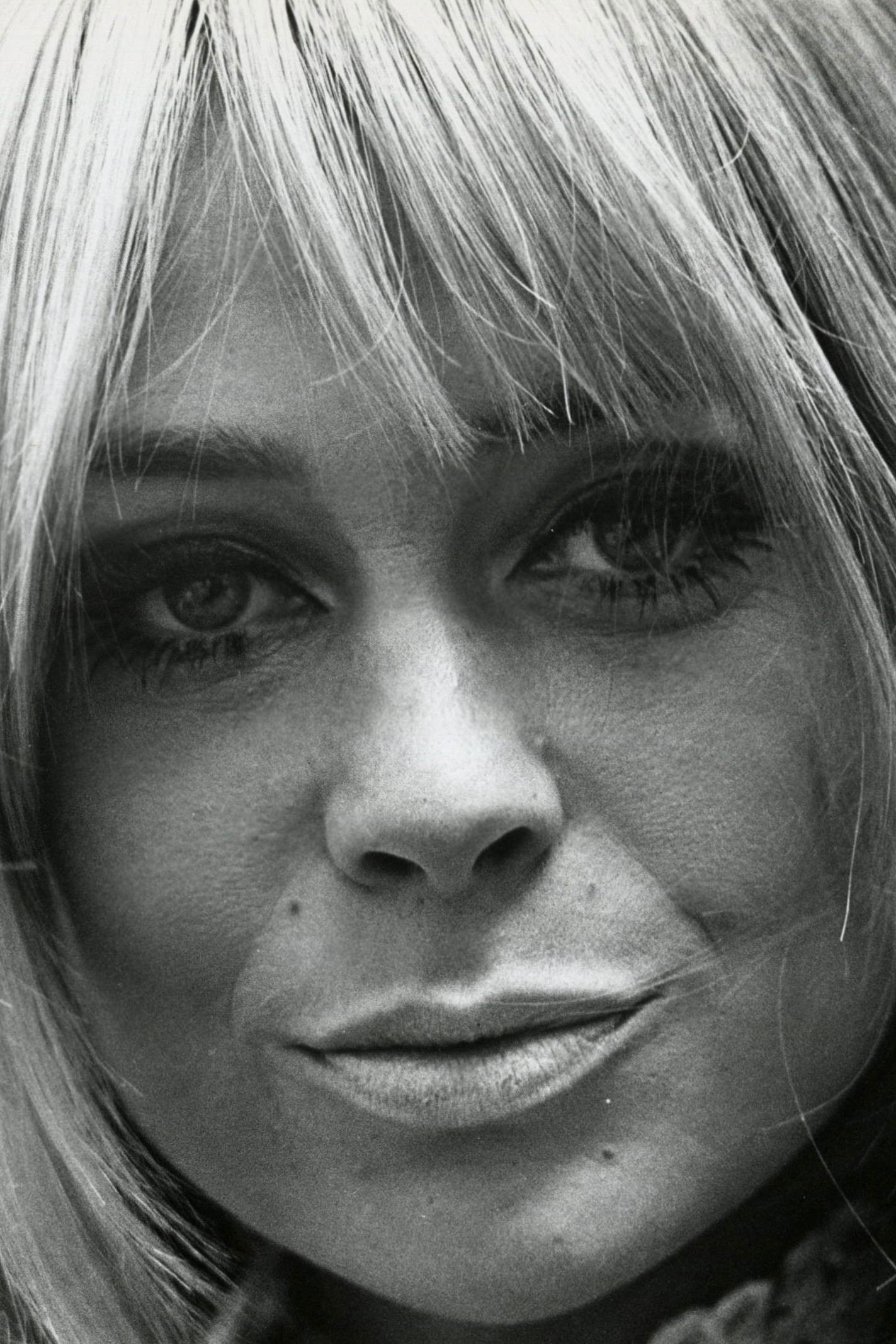 Monika Ringwald backdrop