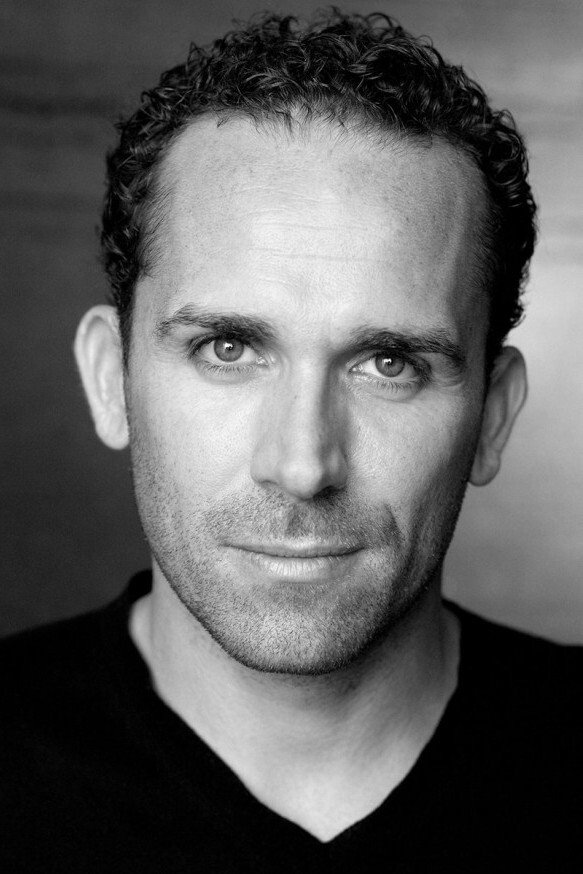 Lee Haven Jones backdrop