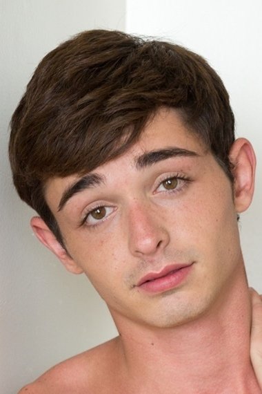 Grayson Lange backdrop