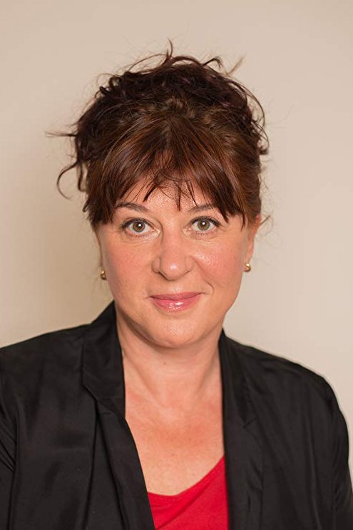 Mari Alexandrova backdrop