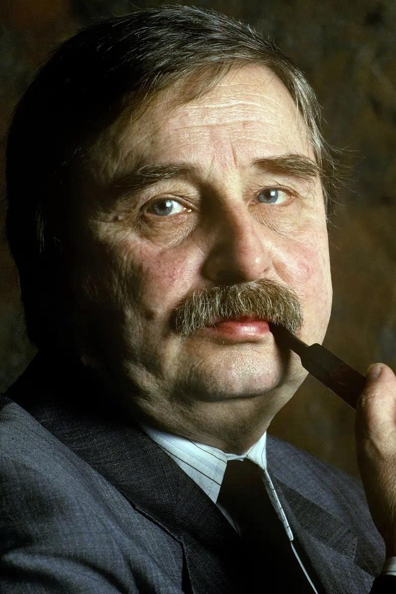 Milorad Pavić backdrop