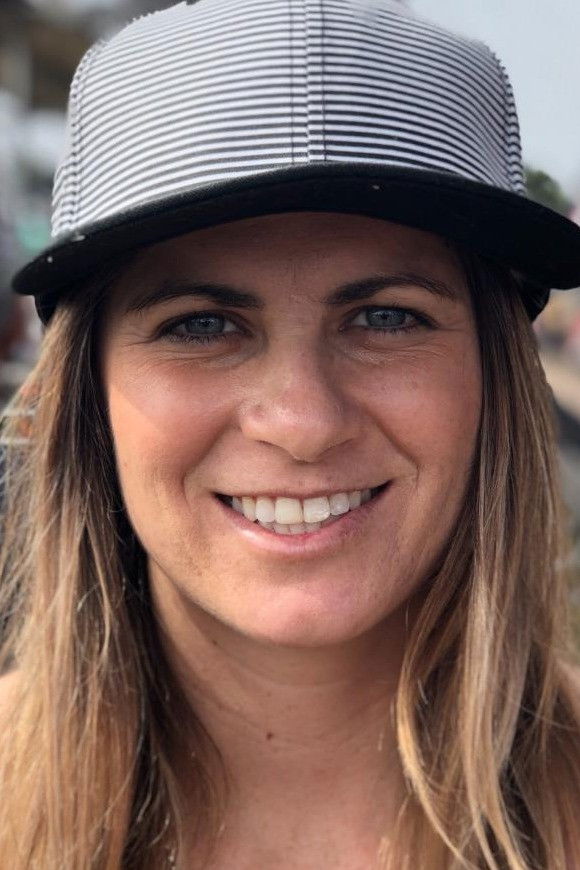 Lyn-Z Pastrana backdrop