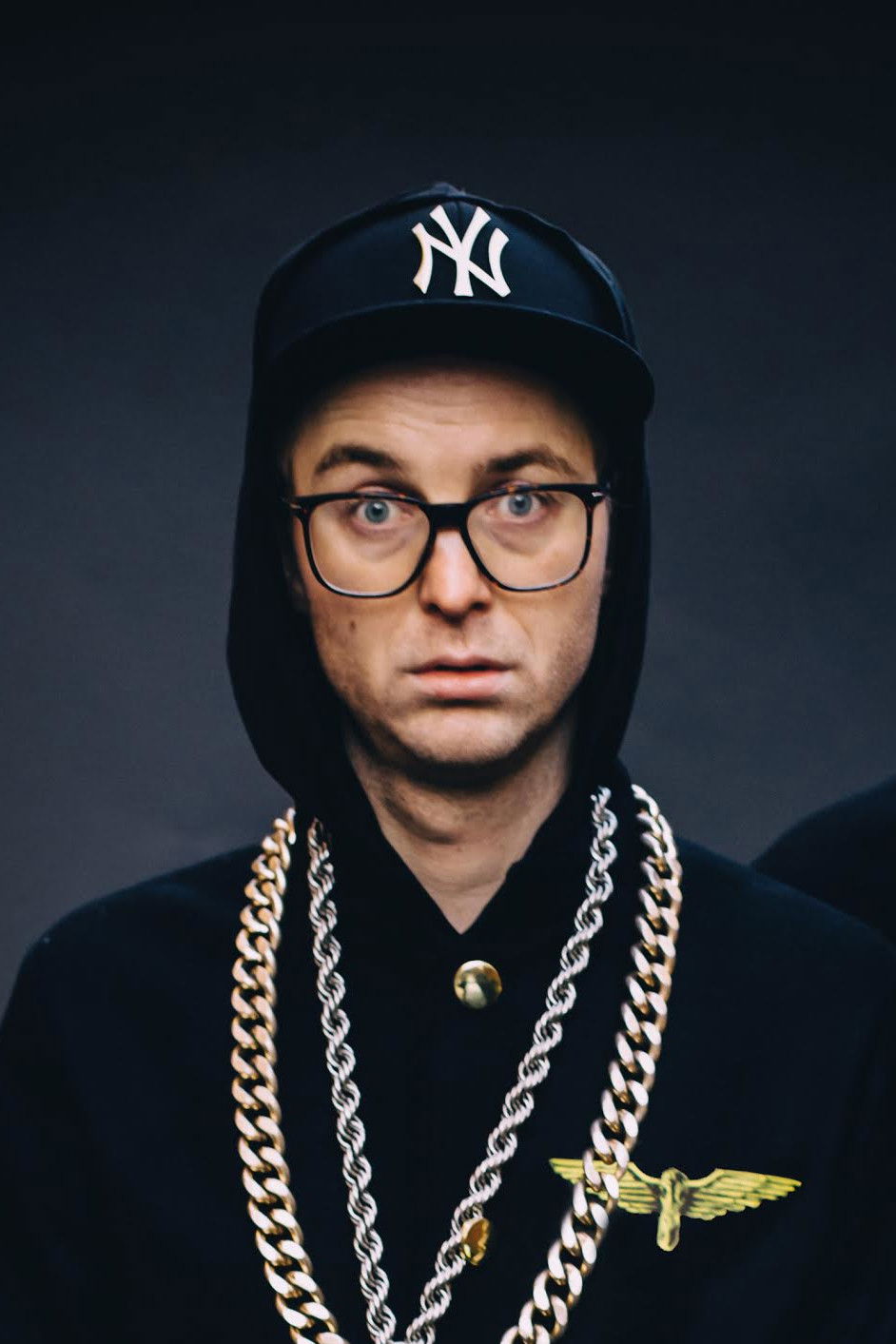 Frej Larsson backdrop