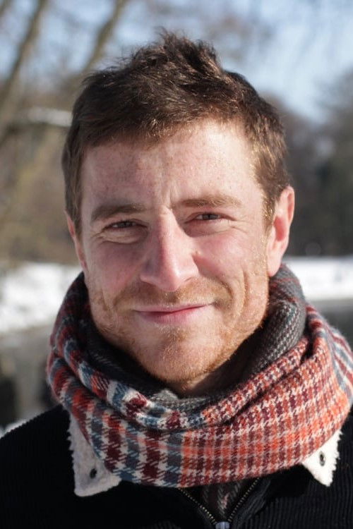 Julien Regnard backdrop