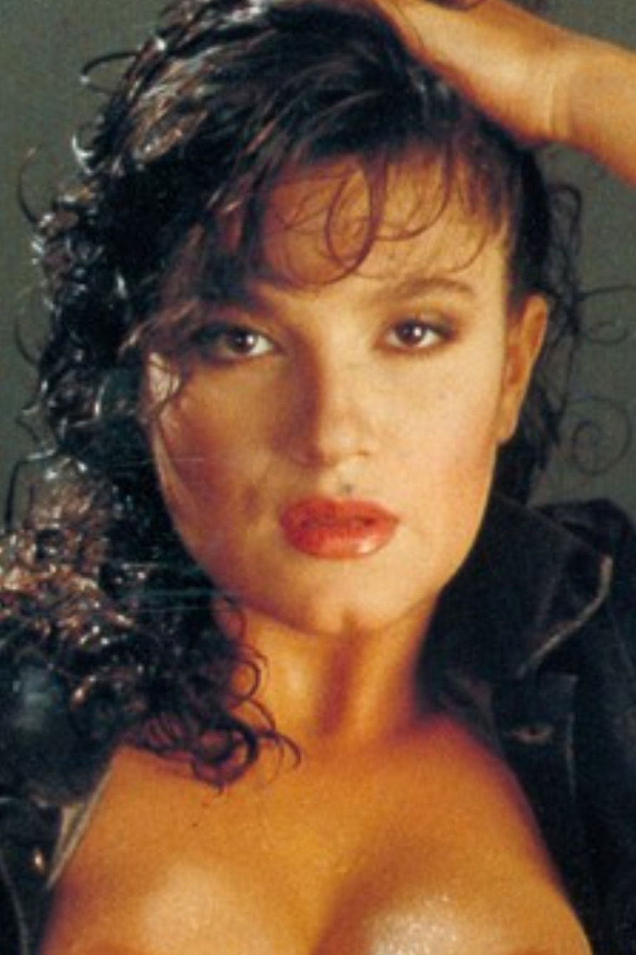 Debora Calì backdrop