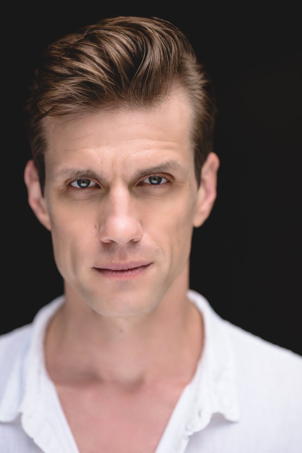 Lee Aaron Rosen backdrop