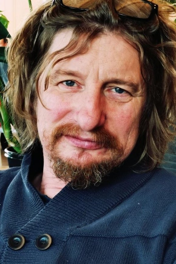 Alain Bellot backdrop