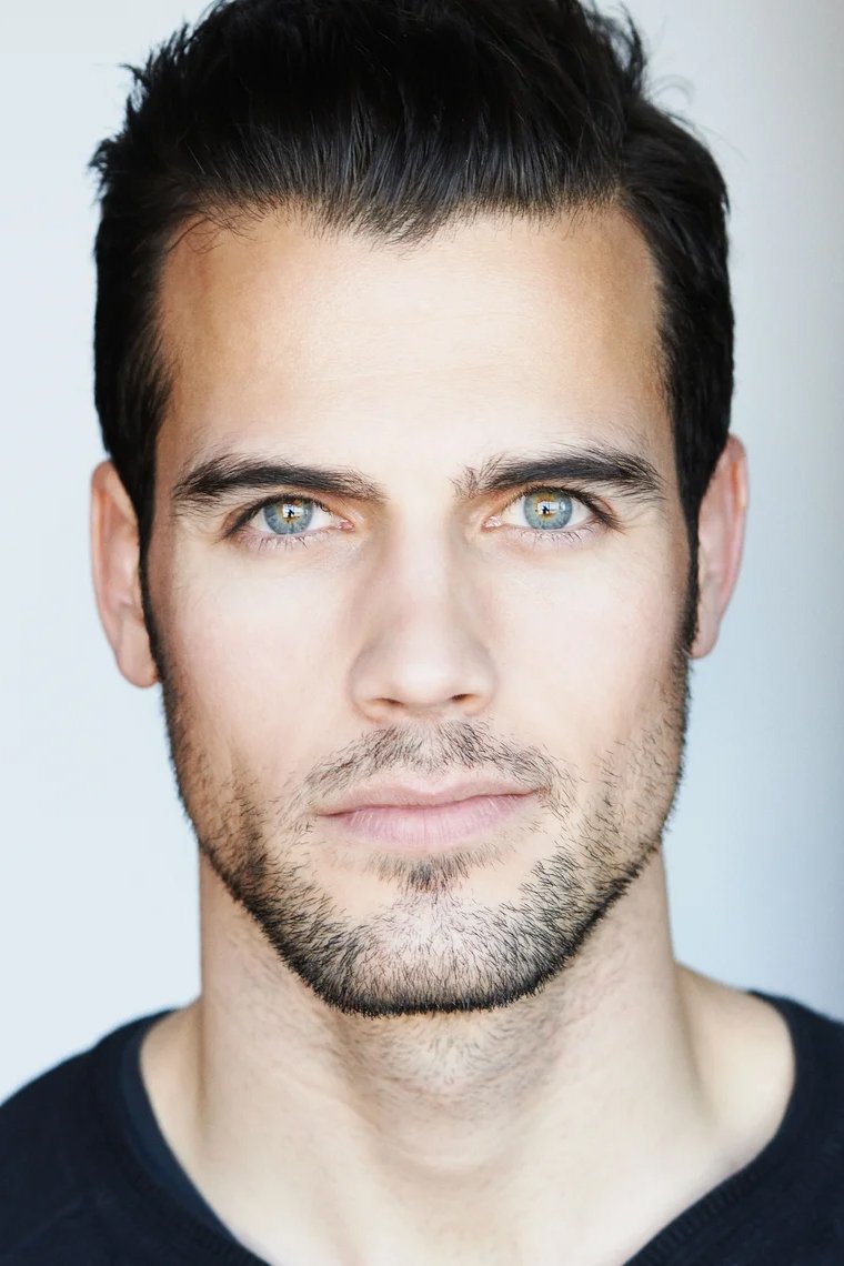 Thomas Beaudoin backdrop
