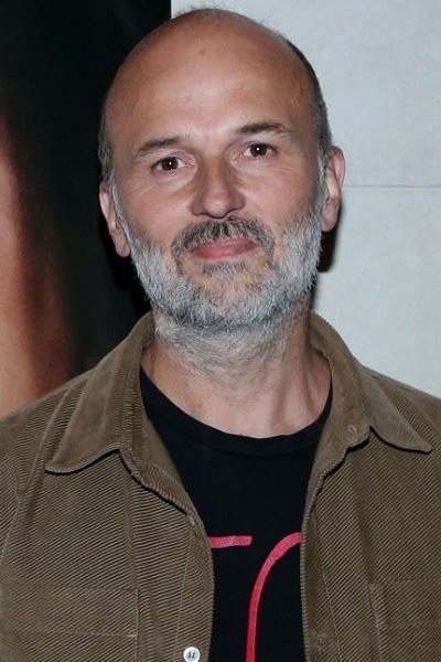 Emmanuel Agneray backdrop