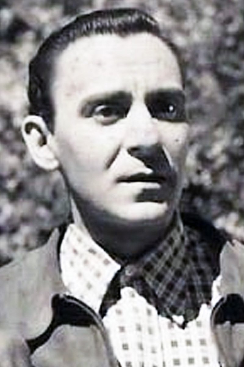 Tito Climent backdrop