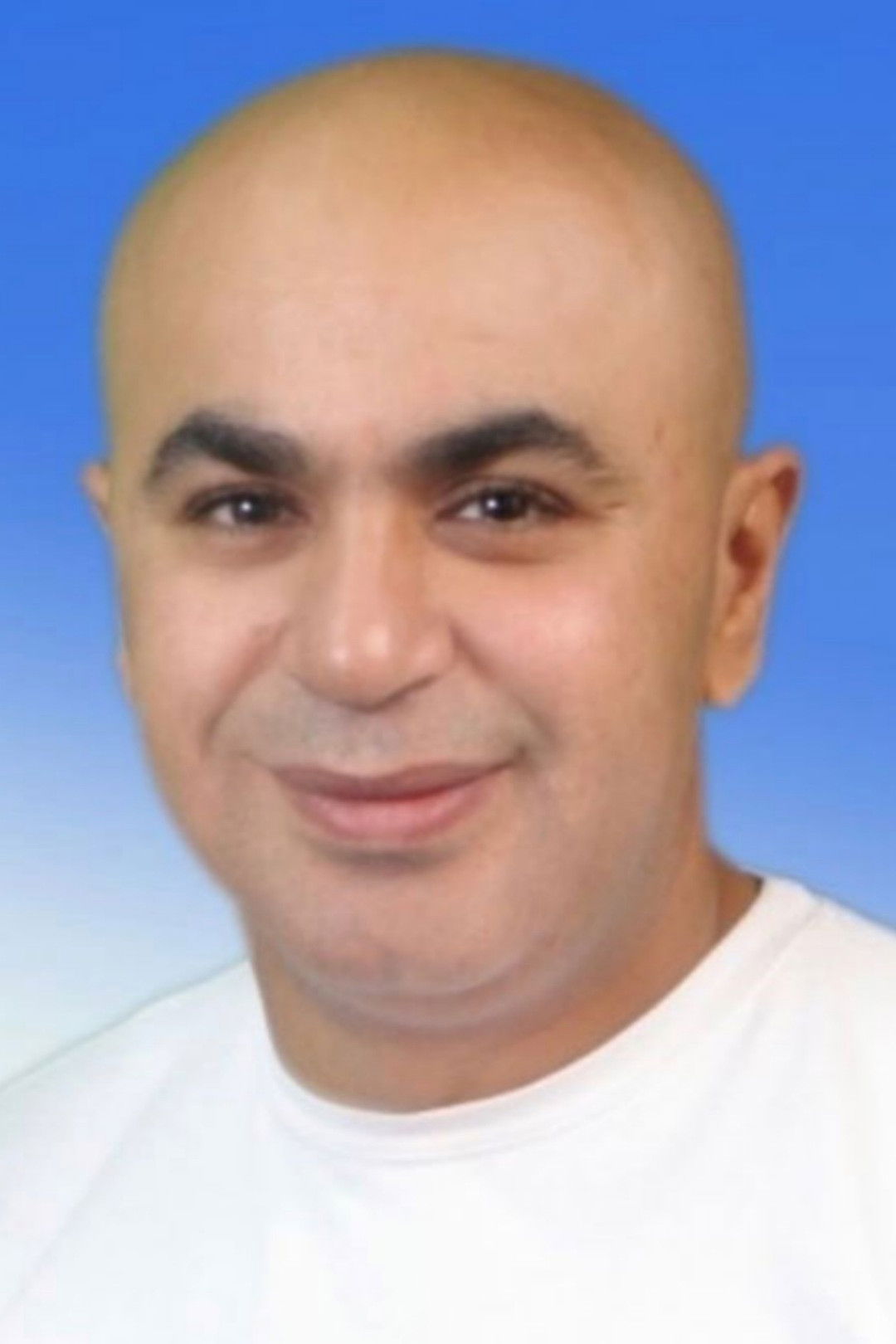 Hatem Gamil backdrop