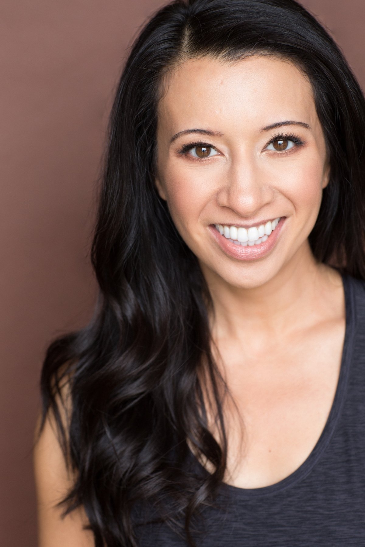 Helenna Santos backdrop