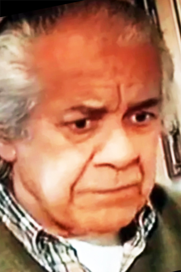 Ricardo Lavié backdrop