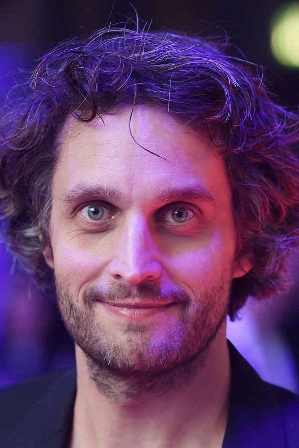 Stefan Bühling backdrop