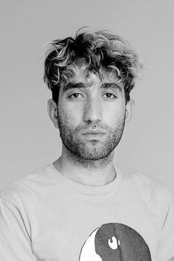 Faraz Anoushahpour backdrop