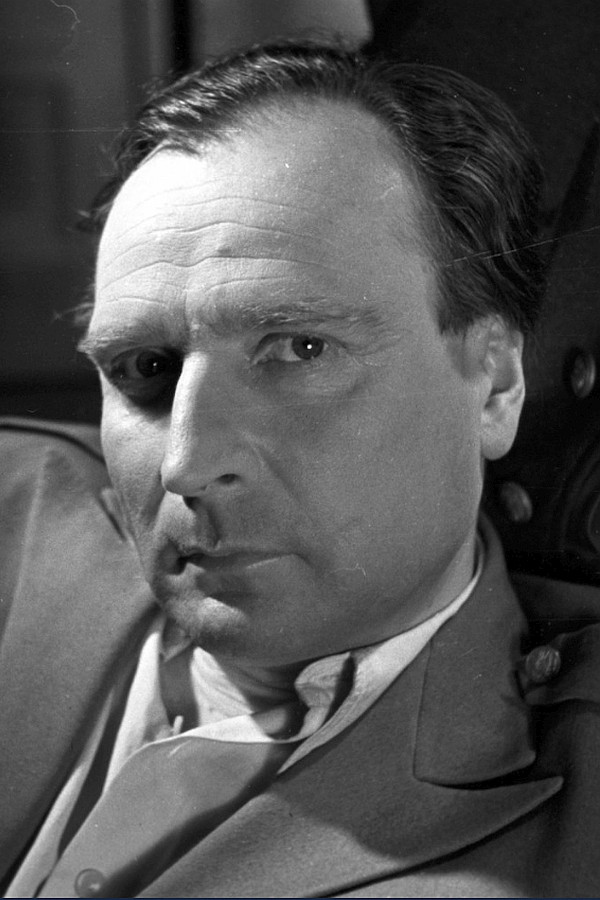 Michał Pluciński backdrop