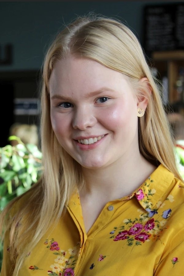 Ilona Huhta backdrop