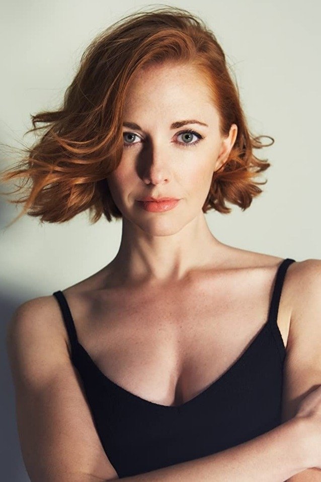 Tara Yelland backdrop