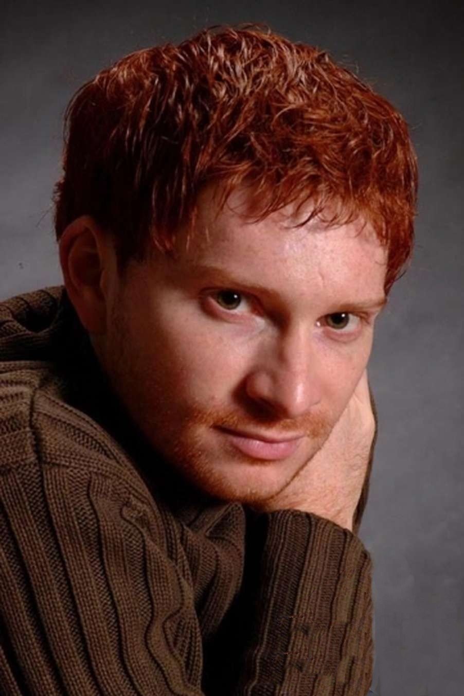 Artur Pontek backdrop