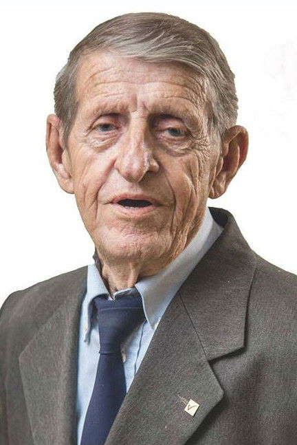 Adem Mikullovci backdrop