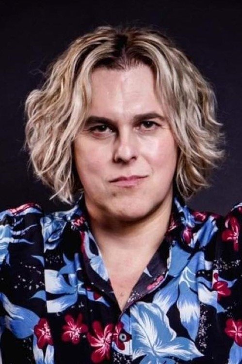 Alex Perron backdrop