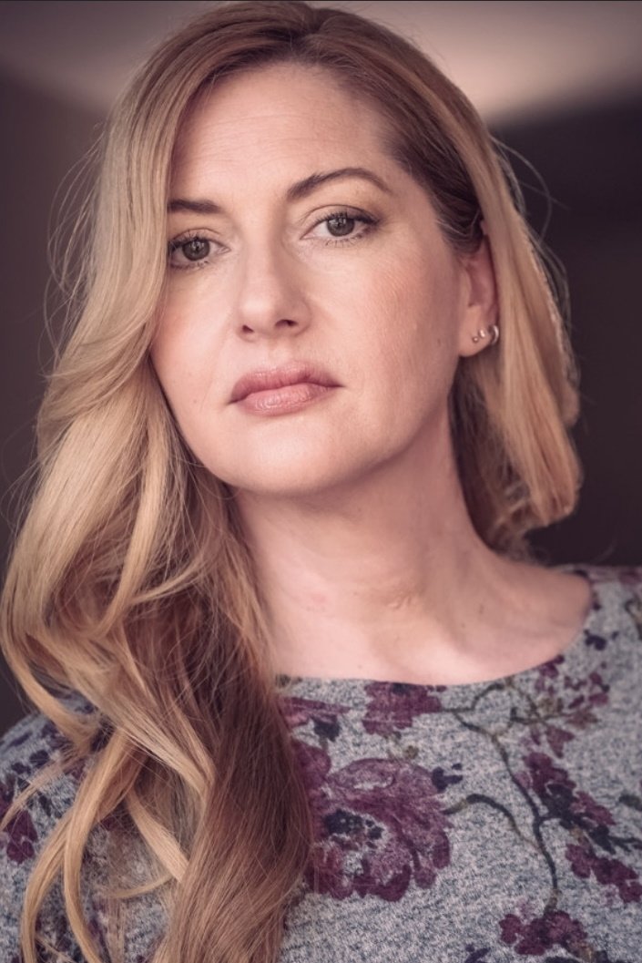 Alyson Croft: Alisën Kroft backdrop