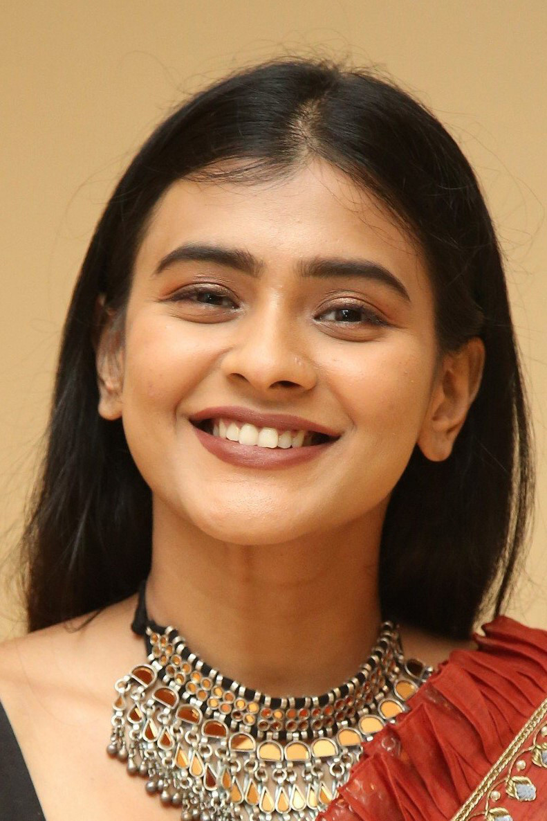 Hebah Patel backdrop