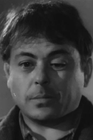 Lakis Gekas backdrop