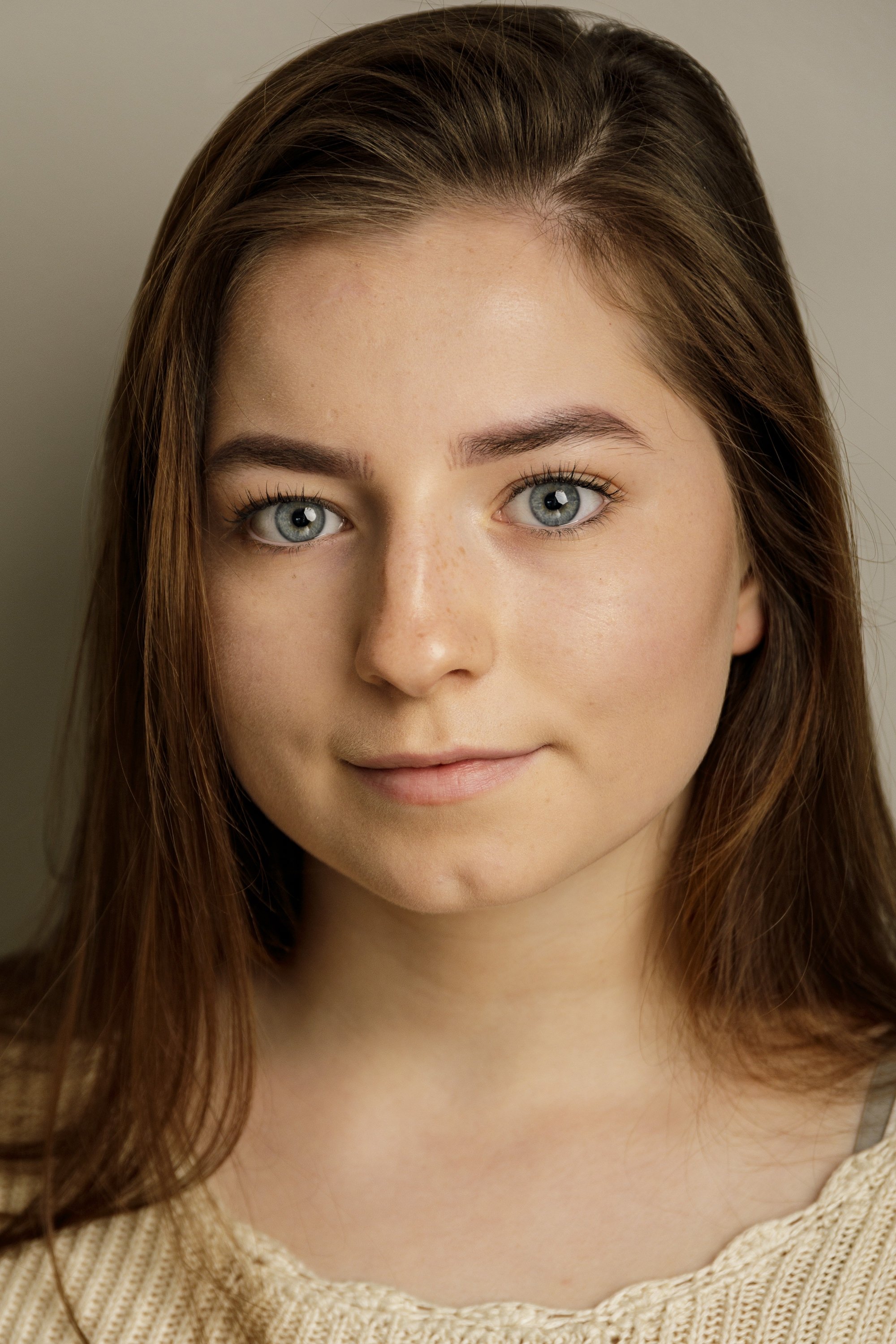 Hazel Doupe backdrop